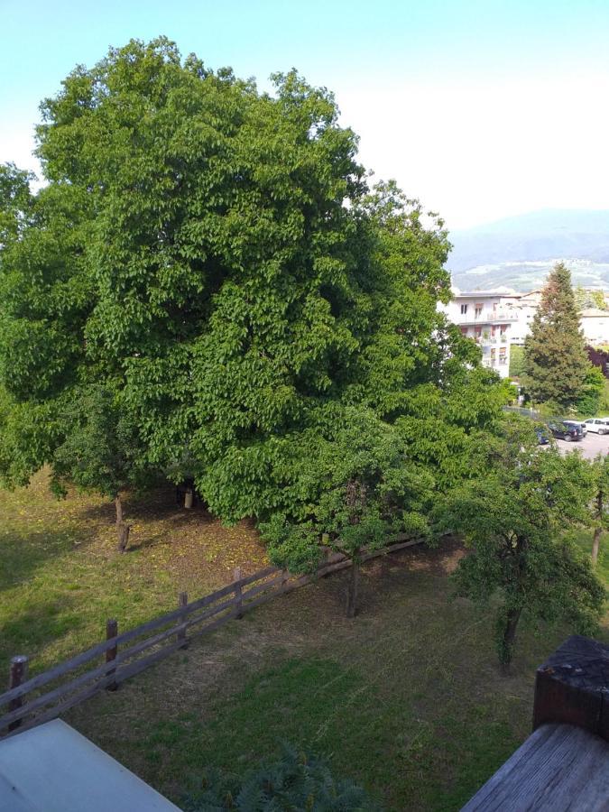 B&B Las Vegan Cles Kültér fotó
