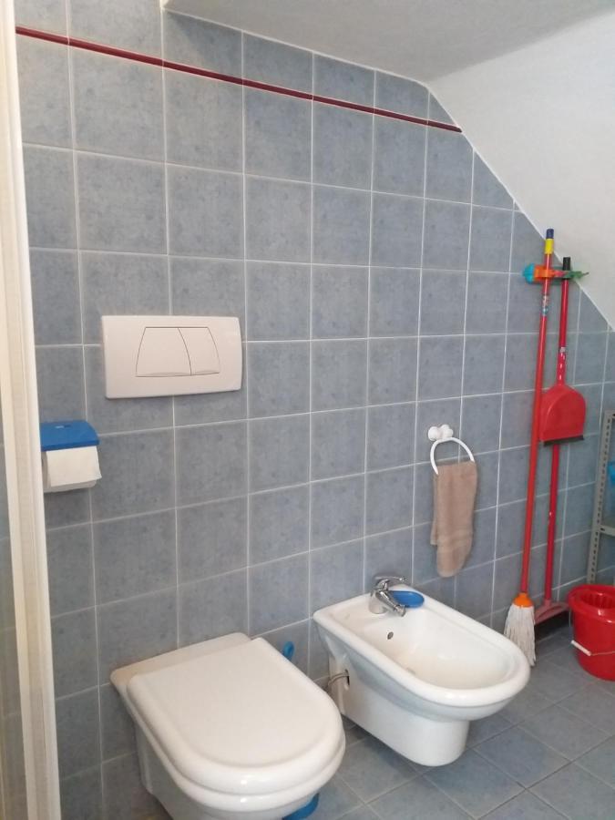 B&B Las Vegan Cles Kültér fotó