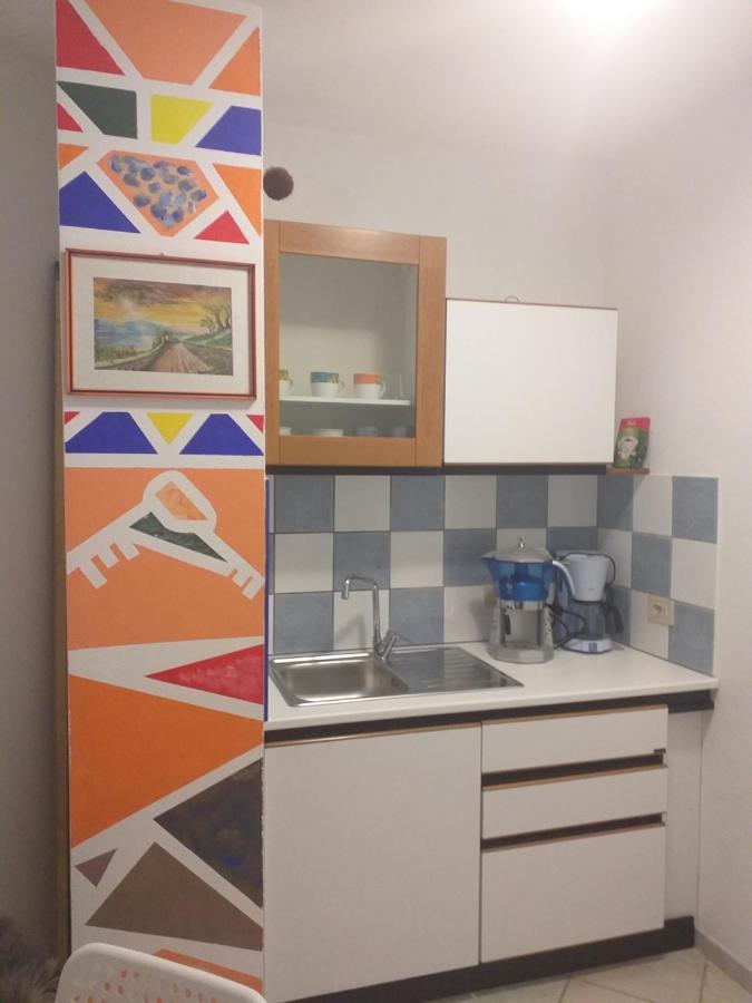 B&B Las Vegan Cles Kültér fotó
