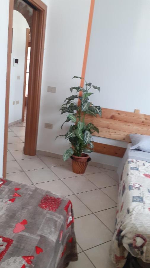 B&B Las Vegan Cles Kültér fotó