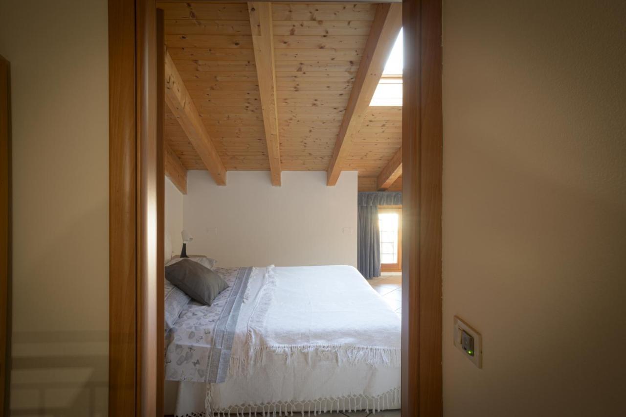 B&B Las Vegan Cles Kültér fotó